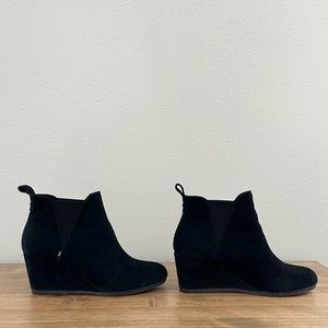 Toms Wedge Booties